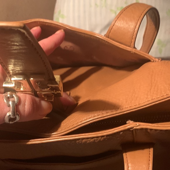 Tory Burch Meyer Tote - Picture 15 of 16